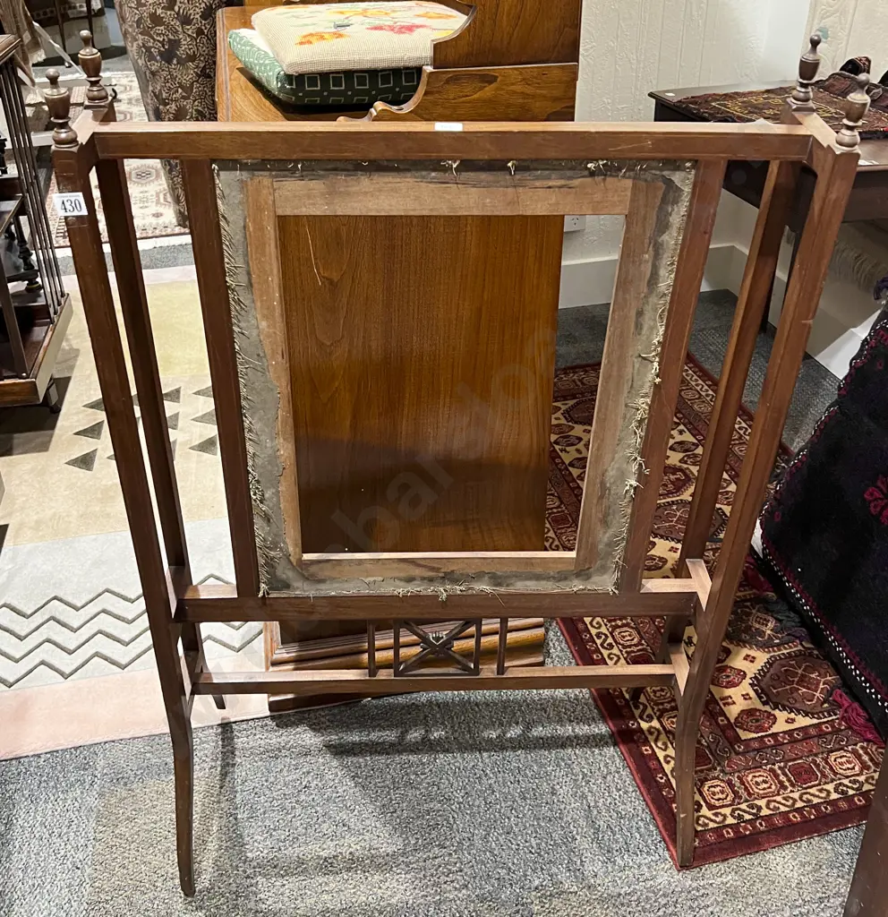 Tapestry Screen Frame Image 1++