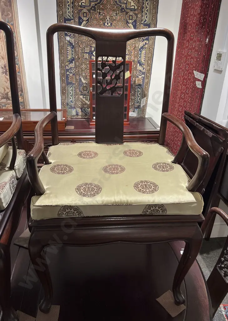 Chinese Extension Dining Table Together With Six Dining Chairs and Two Carvers Image 1++