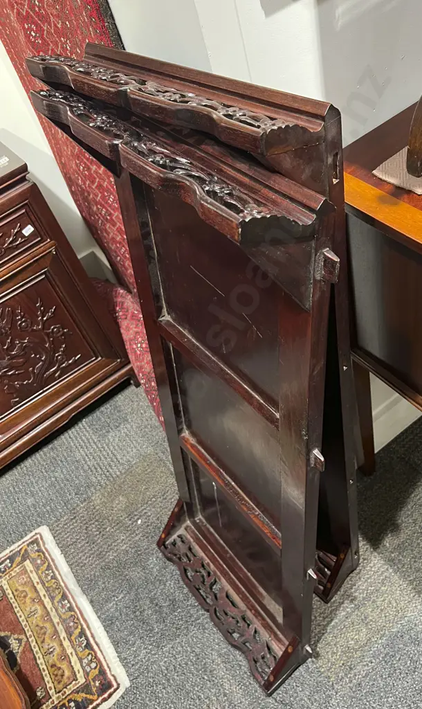 Chinese Extension Dining Table Together With Six Dining Chairs and Two Carvers Image 1++