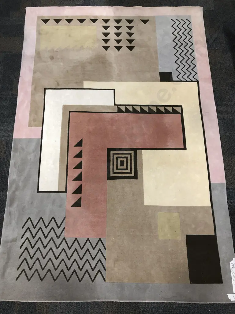 Frank Lloyd Wright Design Rug - Made in Vietnam with NZ Wool Image 1++