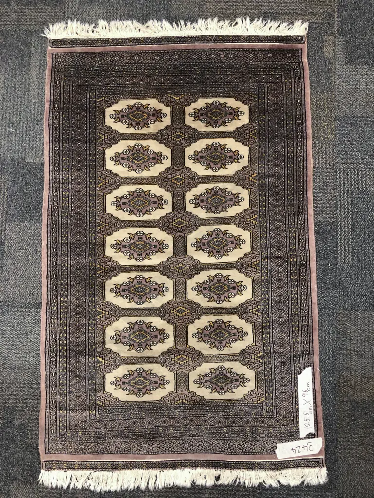 Pakastani Persian Style Rug Image 1++