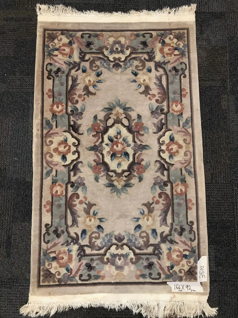 Chinese Floral Sculptured Rug Image 1++