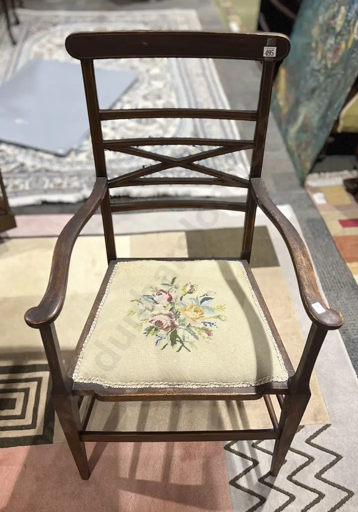 Inlaid Tapestry Seated Armchair Image 1++