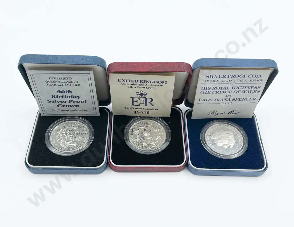 UK Royal Mint Silver Crown x3 Image 1++