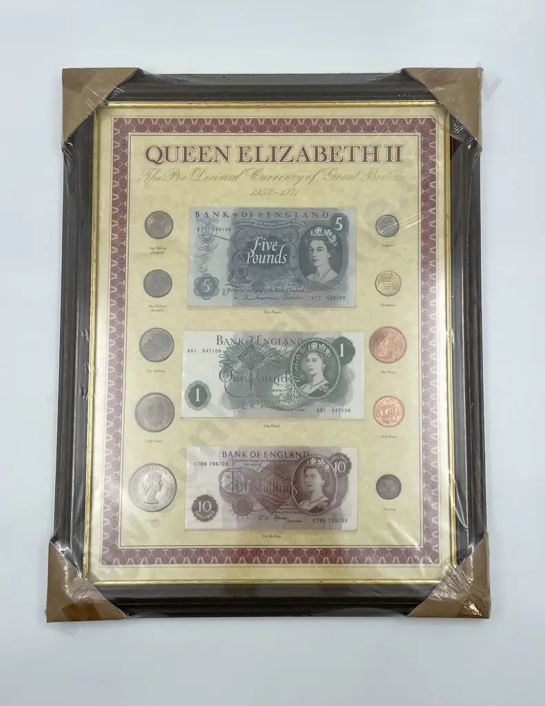 Framed 1953-1971 The Pre-Decimal Currency of Great Britain Coin and Bank Note Collection Image 1++