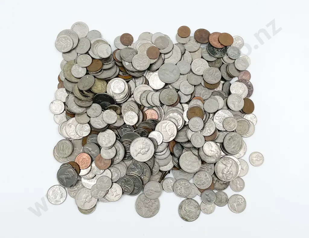 Qty Mainly NZ Old Decimal Coinage Image 1++
