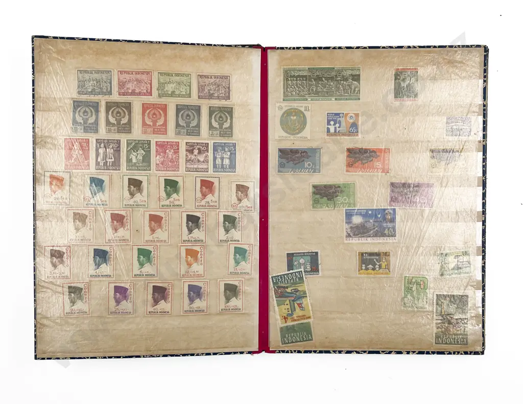 Three Vintage Stock Book Albums Indonesia Stamps Image 1++