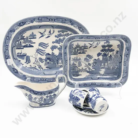 Quantity of Assorted Blue & White China Incl. Ashet