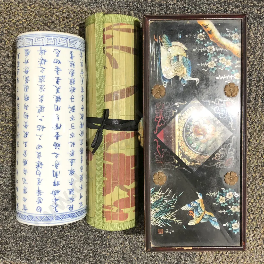 Japanese Musical Jewellery Box Together With Blue & White Vase Etc. Image 1++