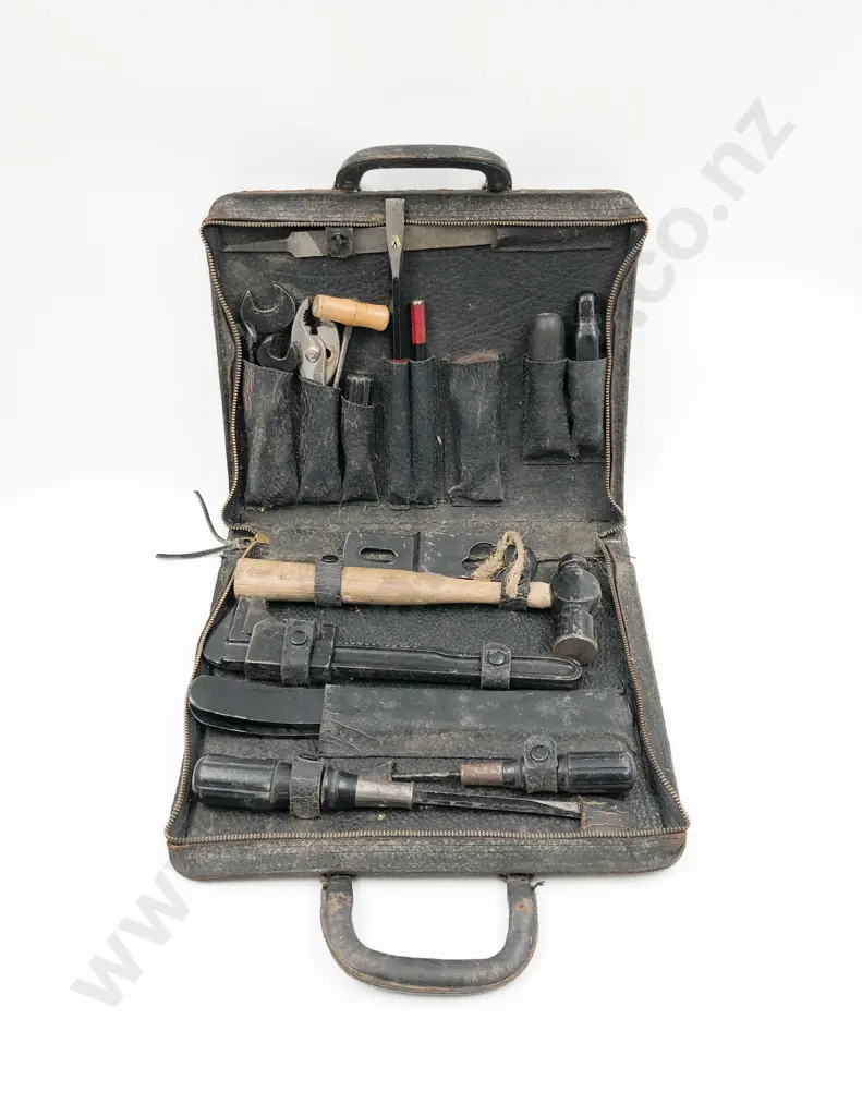 Quantity of Assorted Vintage Workman's Tools in Case Image 1++