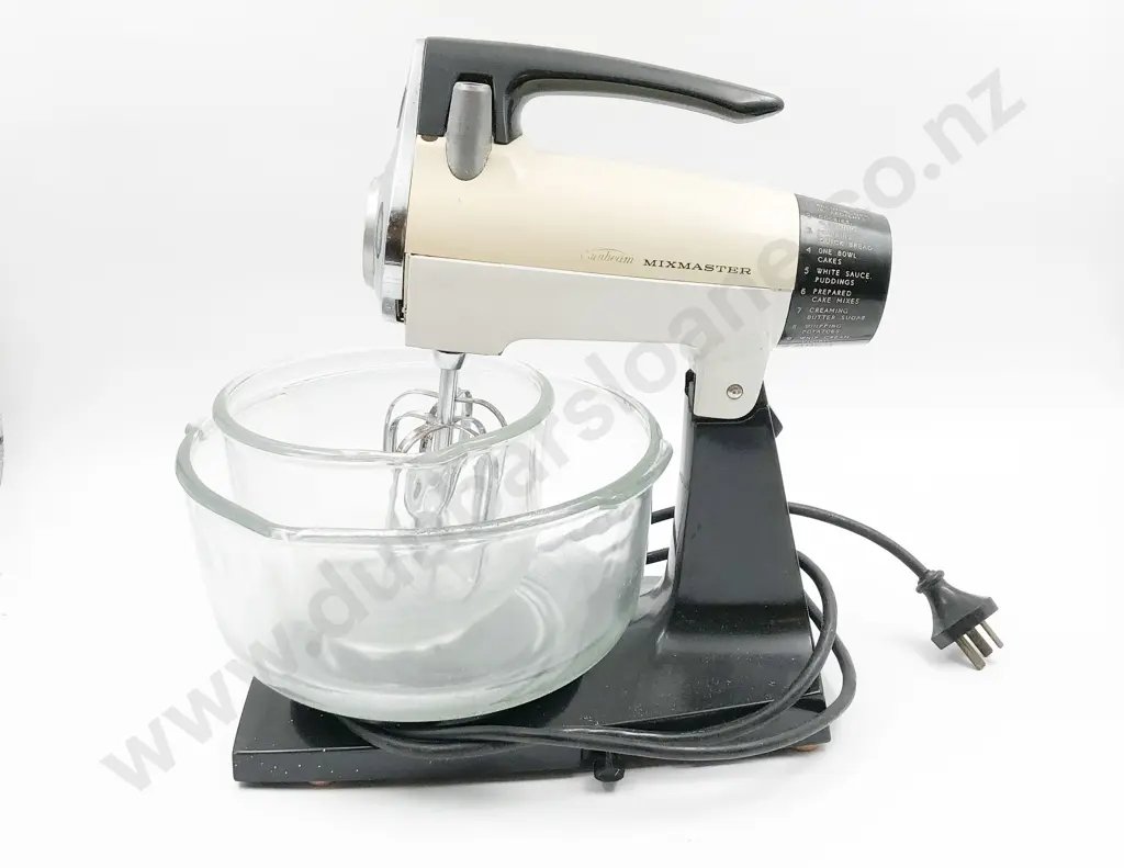 Vintage Sunbeam Mixmaster With Two Bowls Image 1++