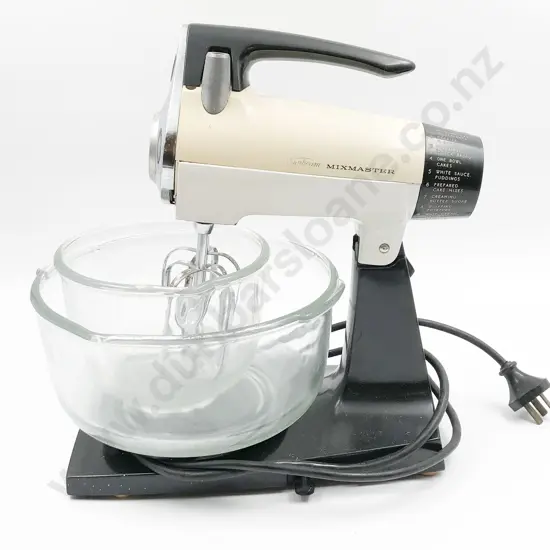 Vintage Sunbeam Mixmaster With Two Bowls