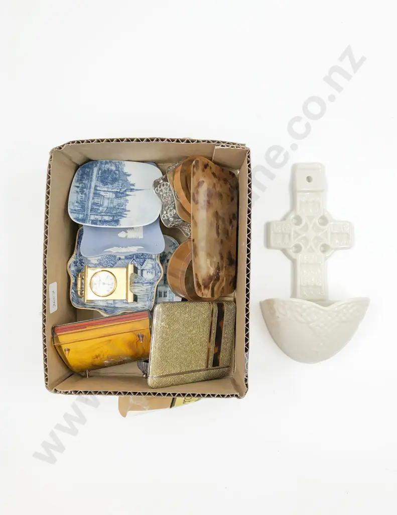 Small Box of Assorted Including B&G Pin Dish Together with Cig Case and Wall Pocket Etc Image 1++