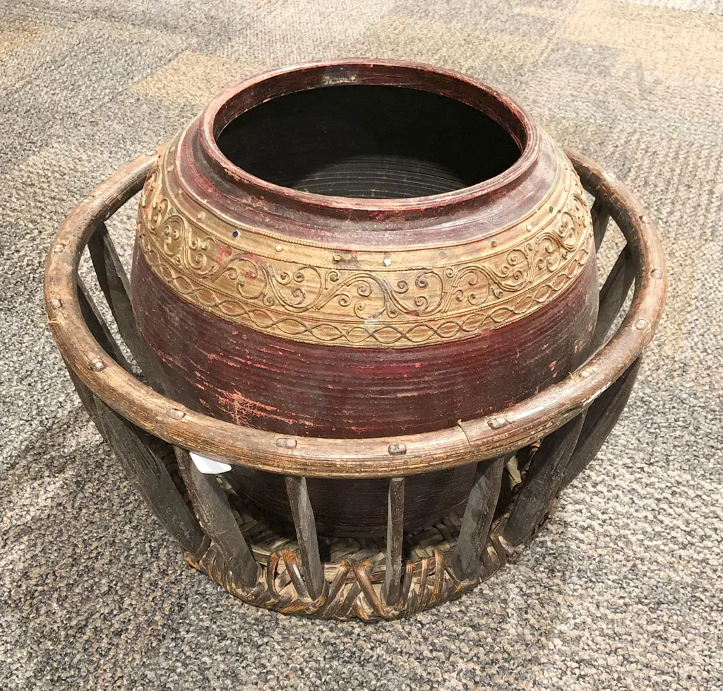 Two Vintage Painted Baskets Image 1++