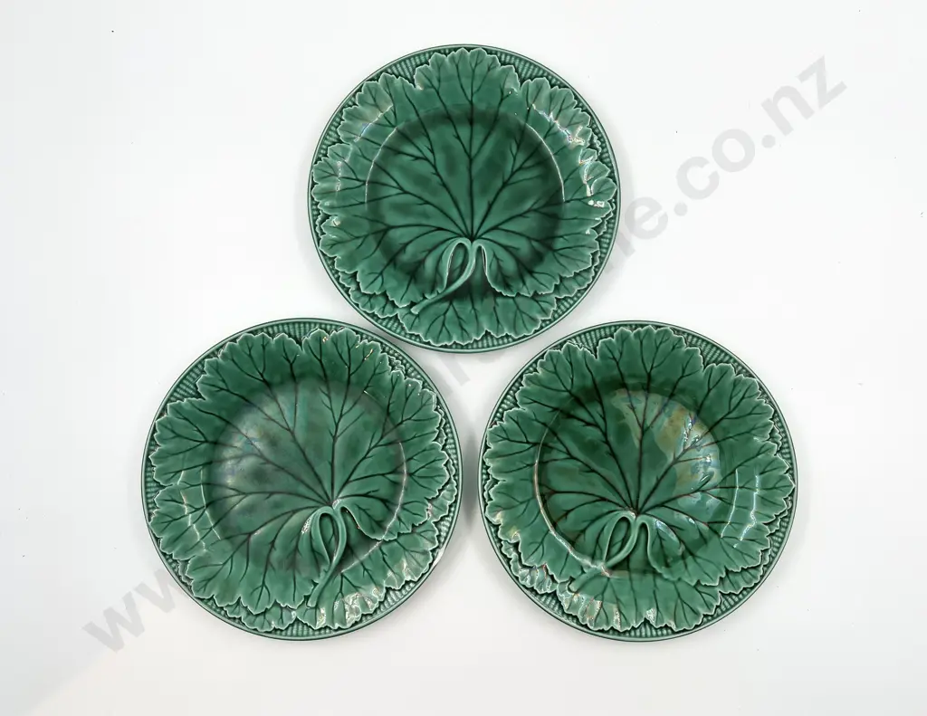 Three Wedgwood Leaf Decorated Plates Image 1++