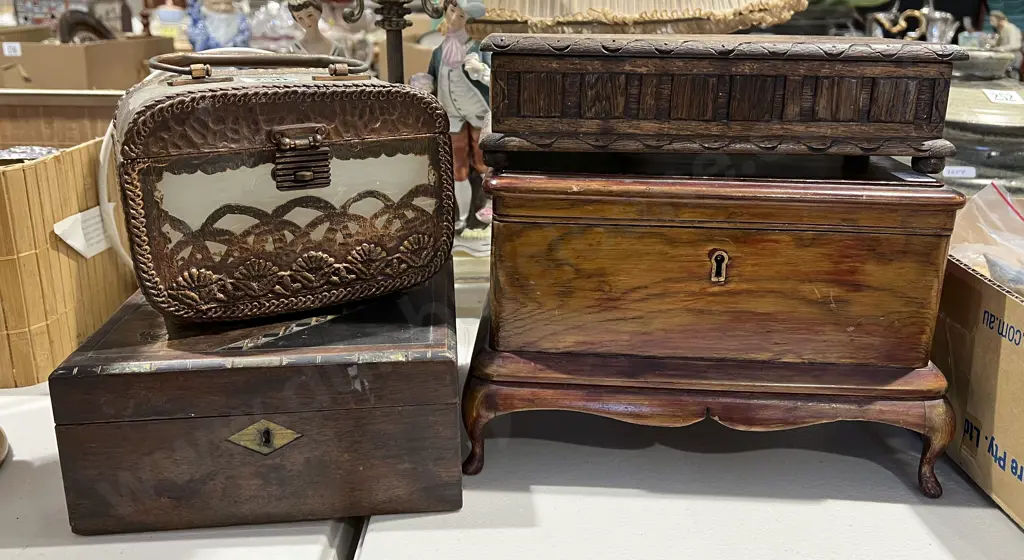 Four Assorted Jewellery Boxes Image 1++