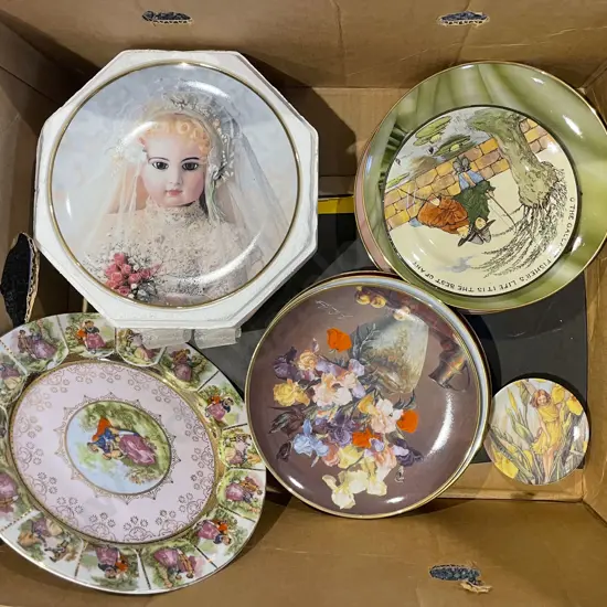 Box of Assorted Fancy China and Commemorative Plates