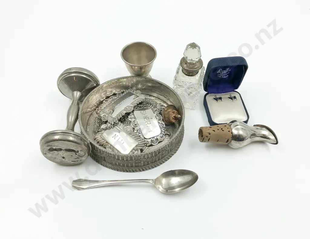 Small Qty Of Assorted S/P Including Wine Coaster and Decanter Labels Image 1++