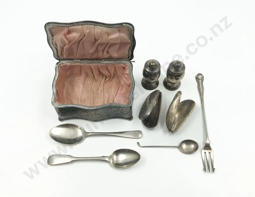 Qty of Mostly S/S Together With S/P Jewellery Box Image 1++