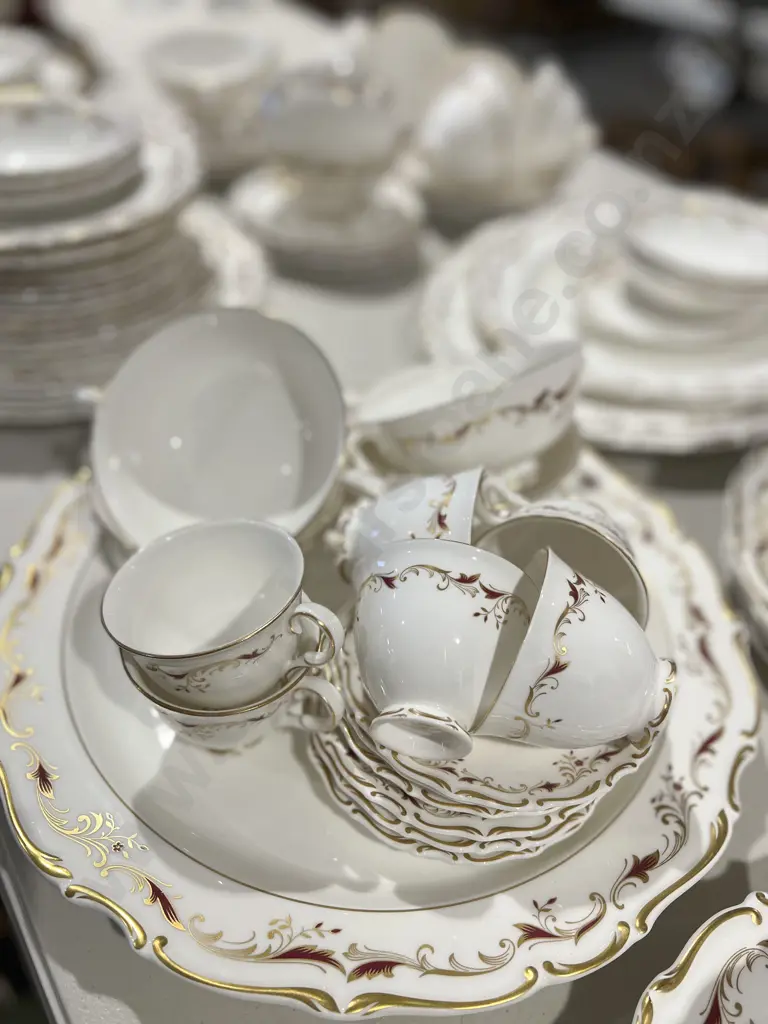 Royal Doulton "Strasbourg" Part Dinner Set Image 1++