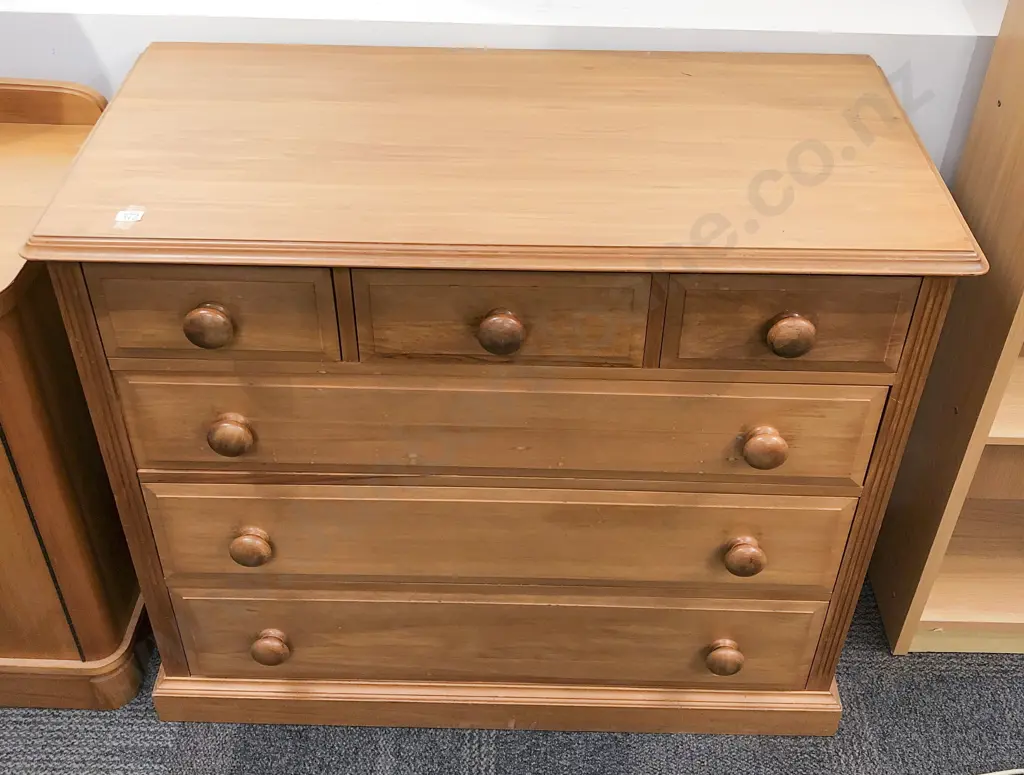 Rimu Six Drawer Chest of Drawers Image 1++