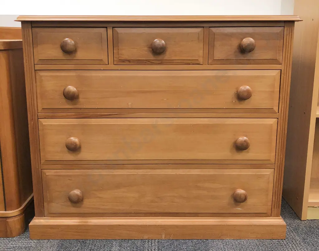 Rimu Six Drawer Chest of Drawers Image 1++