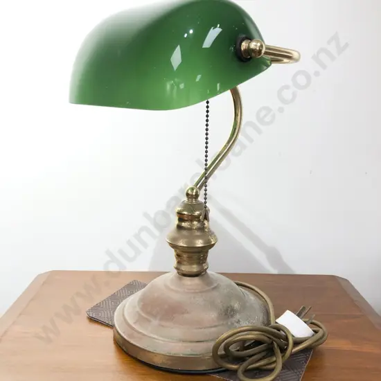 Reproduction Bankers Lamp