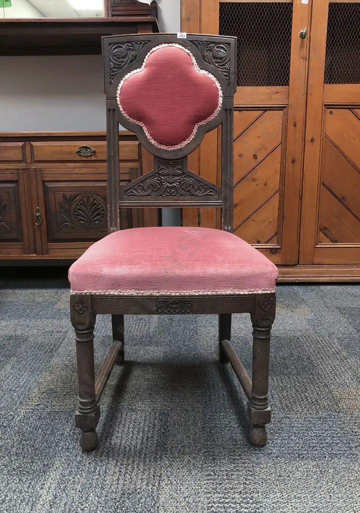 Oak Single Chair with Bird and Mask Carving Image 1++