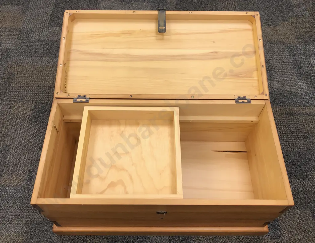 "Woodcroft" Rimu Blanket Box Image 1++