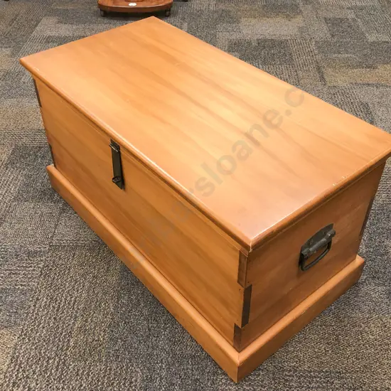 "Woodcroft" Rimu Blanket Box