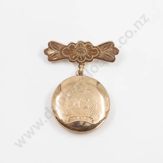 NZ Military 'Sweetheart' 'Onward' Circular Locket