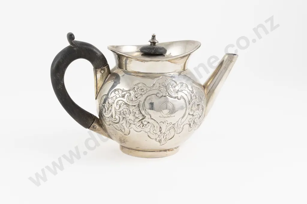 Vict S/S Batchelors Tea Pot Image 1++