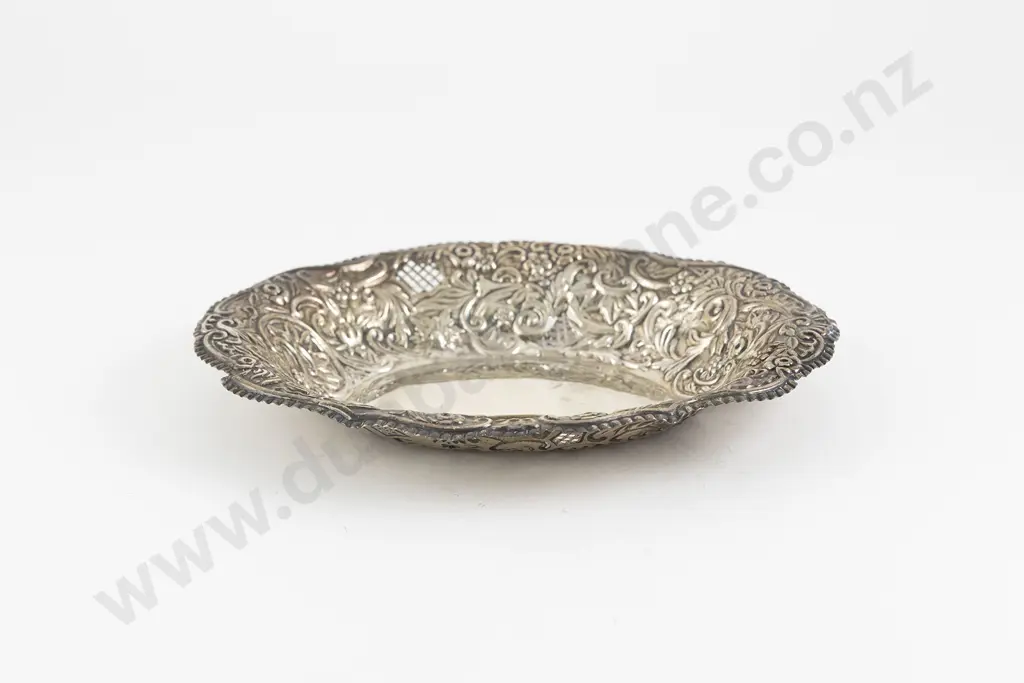 Vict S/S Oval Bon Bon Dish Image 1++
