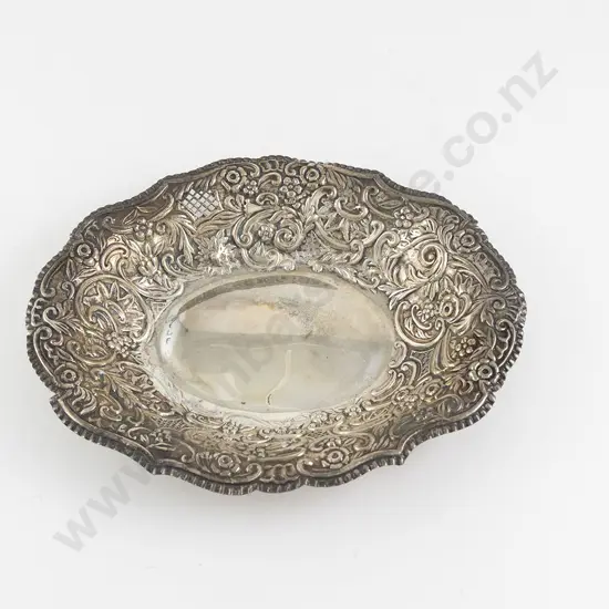 Vict S/S Oval Bon Bon Dish