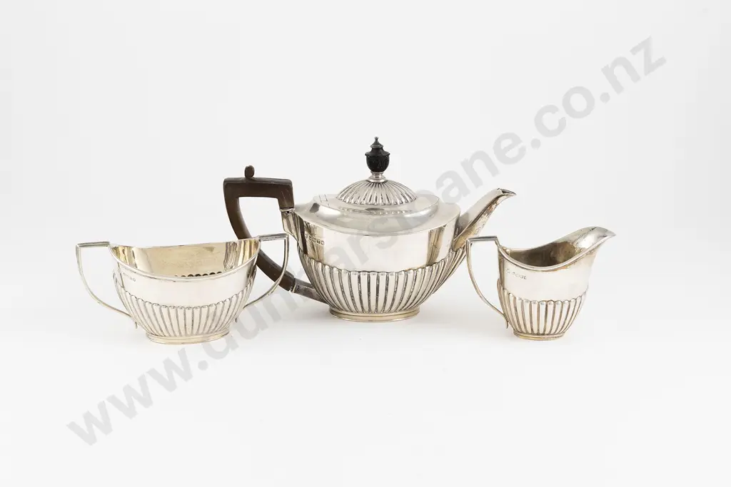 Vict S/S Batchelors 3 Piece Tea Set Image 1++