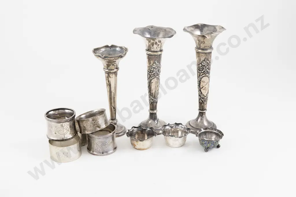 3 S/S Specimen Vases Image 1++