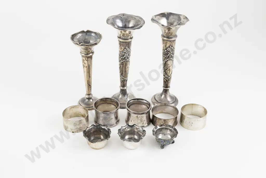 3 S/S Specimen Vases Image 1++