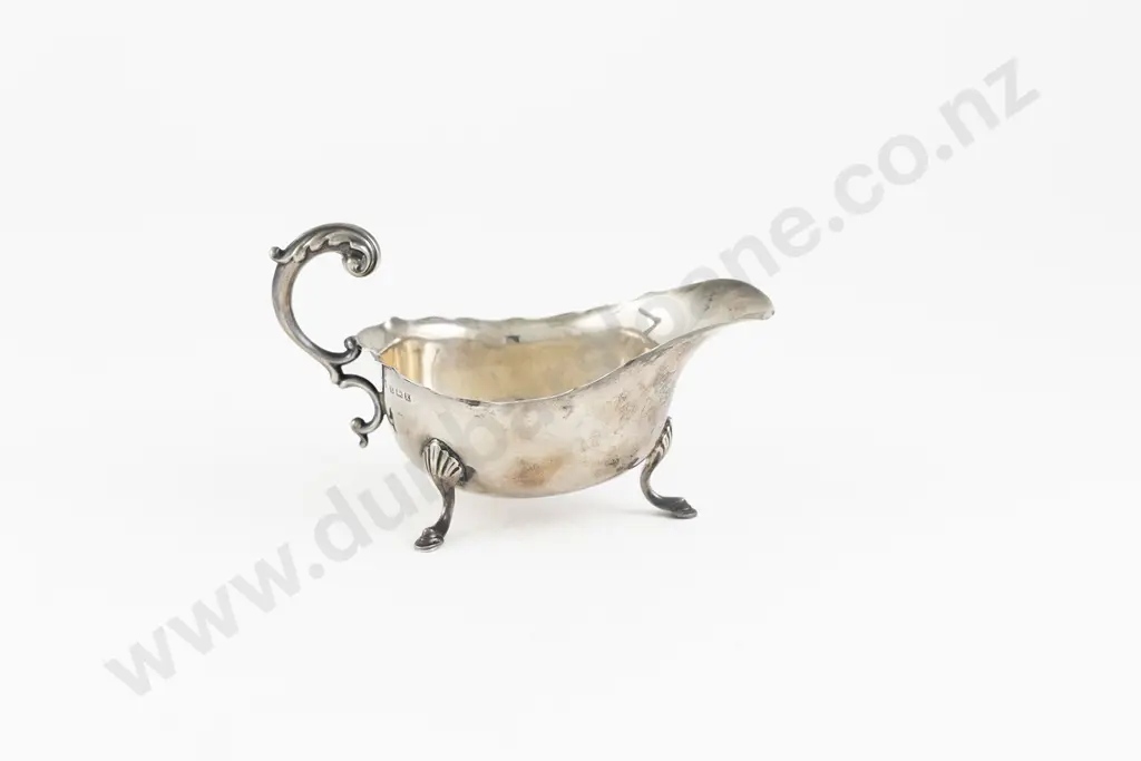 Geo V S/S Gravy Boat Image 1++