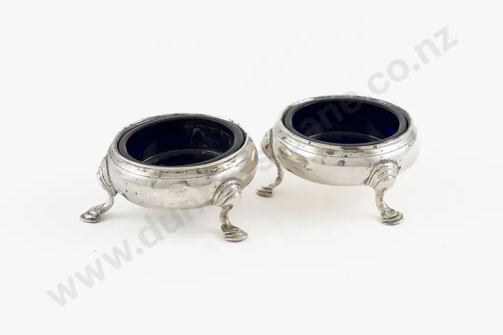 Pair Geo II S/S Circular Salts Image 1++