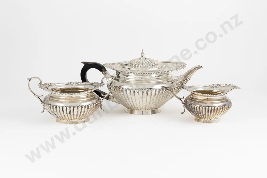 Vict S/S 3 Piece Tea Set Image 1++