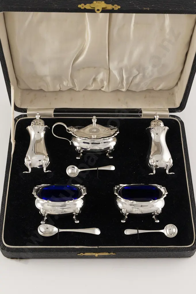 Cased Geo V S/S 8 Piece Cruet Set Image 1++