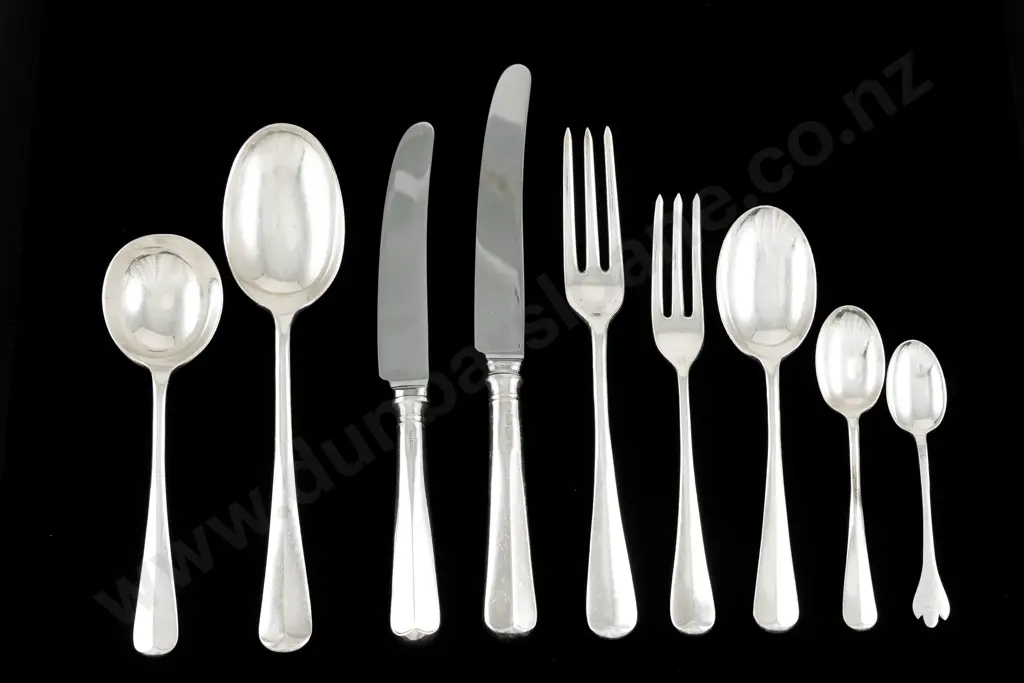 A Large & Impressive 101 Piece S/S Guild Of Handicraft Suite Of Cutlery Image 1++
