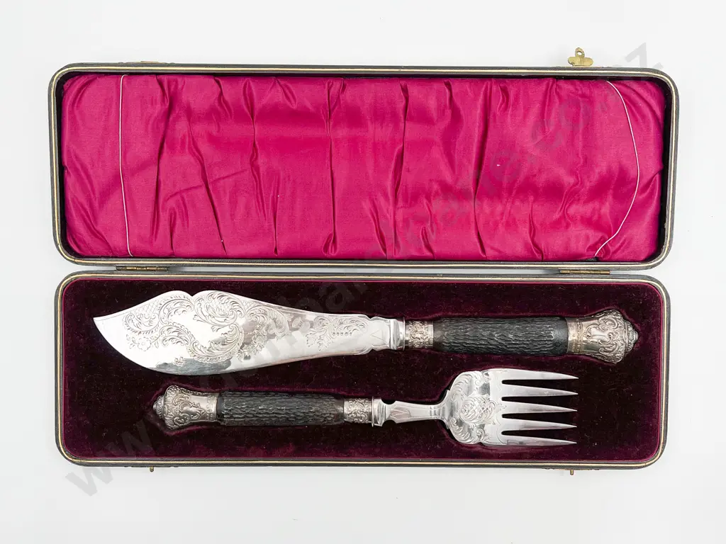 Cased Set Of Edw Antler Handled Fish Servers Image 1++