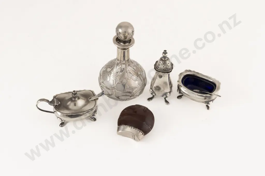 Silver Overlaid European Glass Scent Flask & Stopper Image 1++