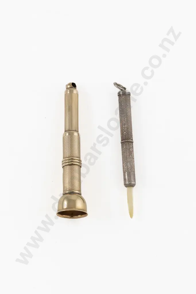 9ct Cigar Aerator Pendant and S/S Pick Image 1++