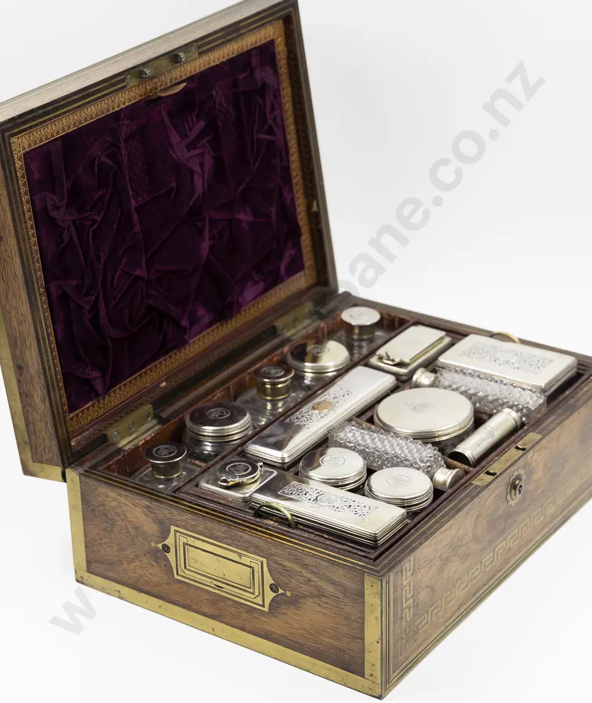 A Fine Quality Early Vict Rosewood & Brass Inlaid Travelling Dressing Table Set Image 1++