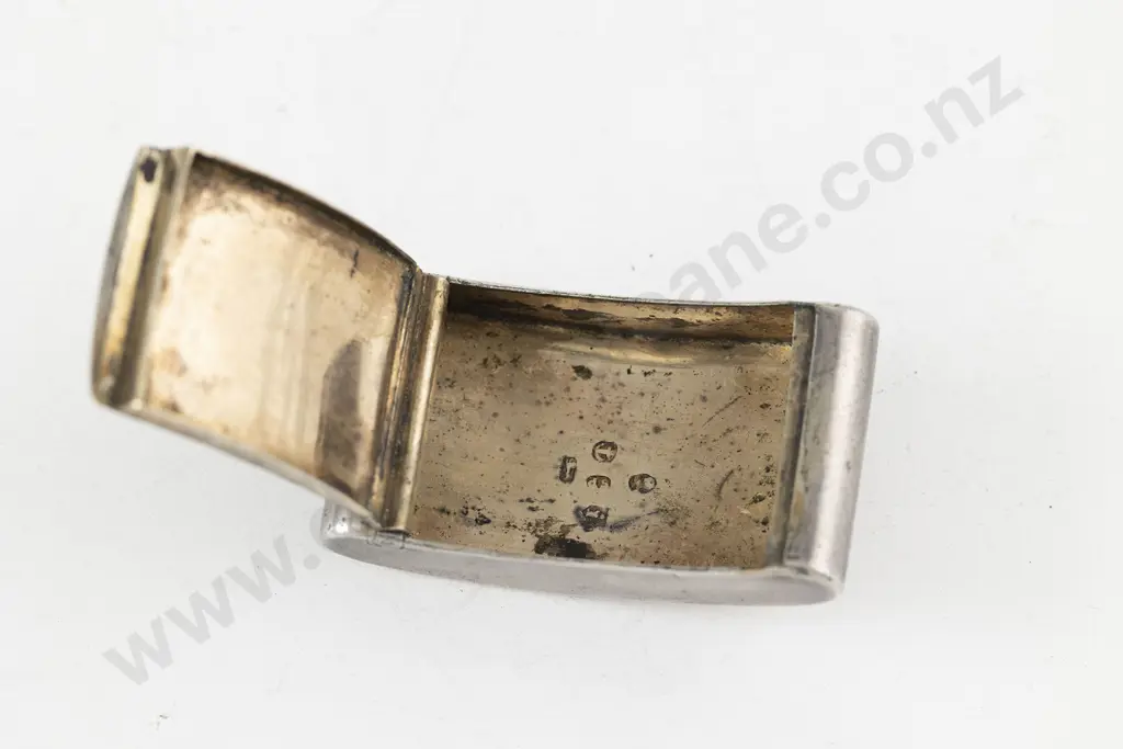 Geo III S/S Snuff Box Image 1++