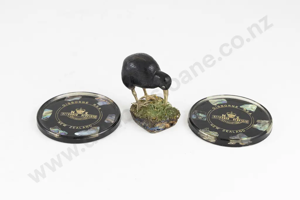 Small Bronzed & Gilt Metal Kiwi Ornament Image 1++