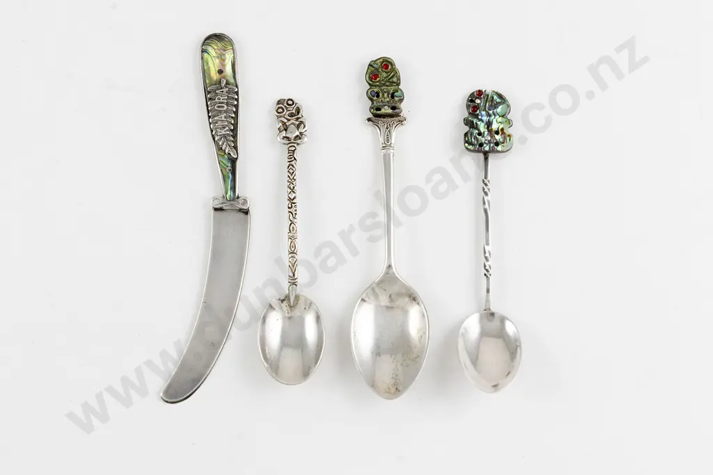 Three NZ Silver Tiki Finial Coffee Spoons Image 1++