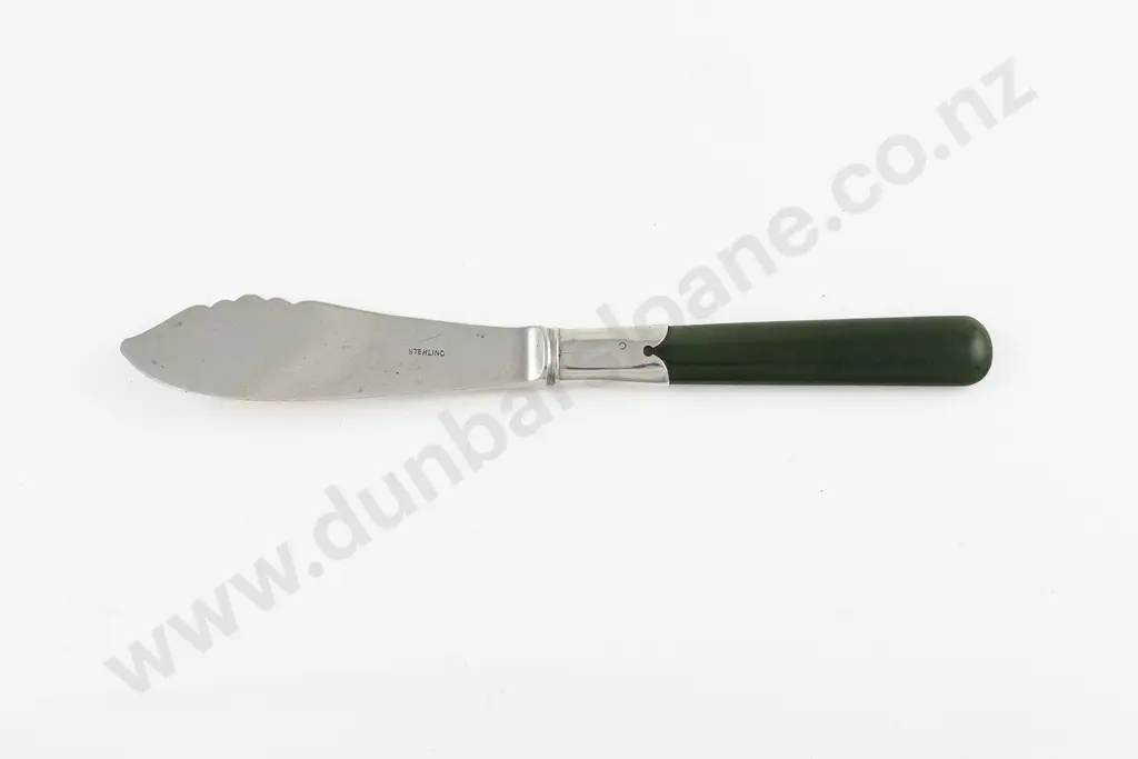 NZ S/S & Greenstone Handled Butter Knife Image 1++